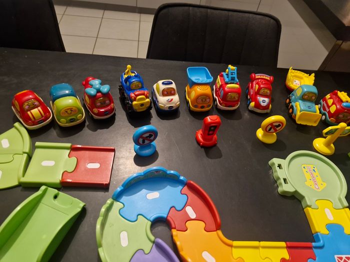 Lot tut tut bolides vtech avec circuit 9 - photo numéro 4