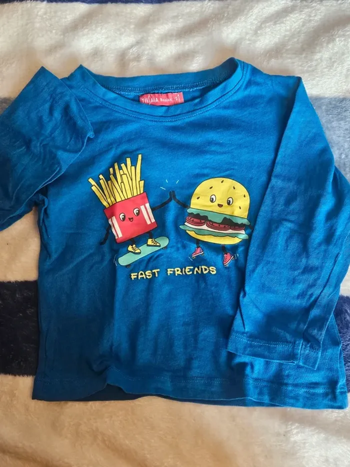 Lots vêtements 4 ans - photo numéro 2