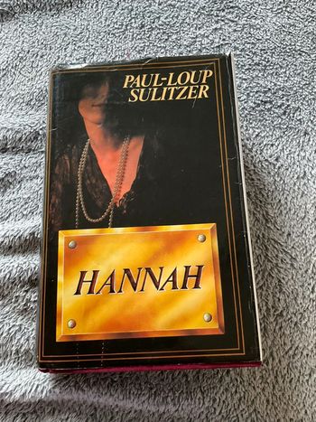 #hannah Paul Loup Sulitzer