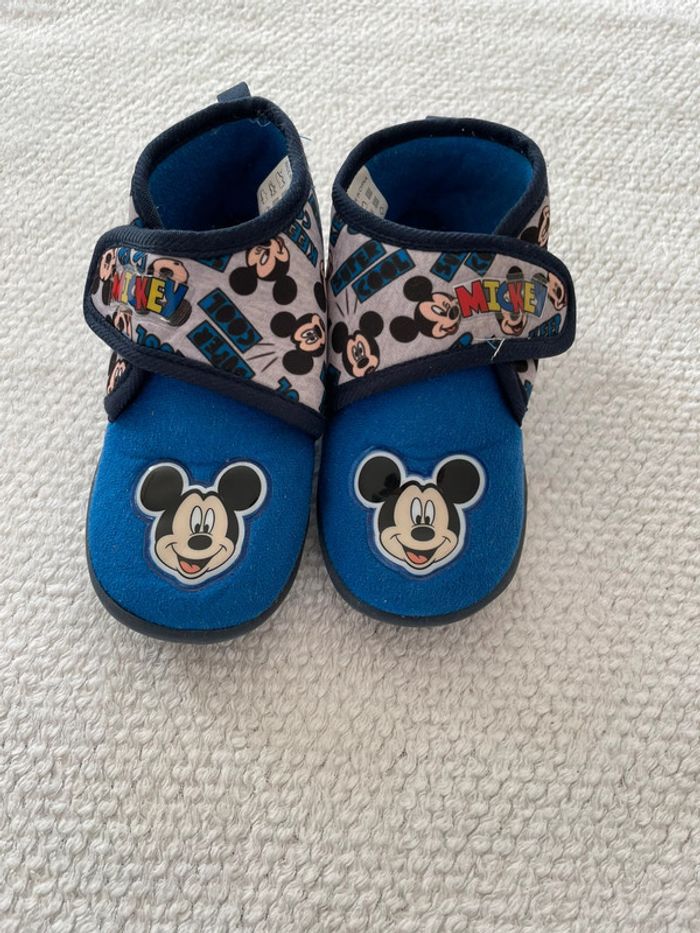 Chaussons garçon bleus Disney Mickey 28