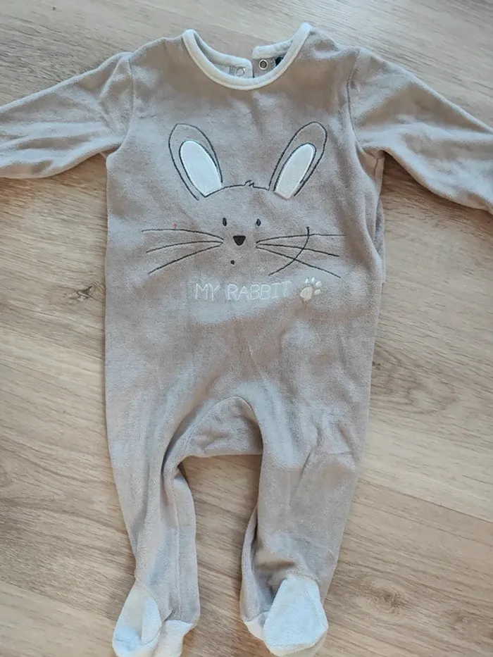 Lot deux pyjamas 9 mois - photo numéro 4