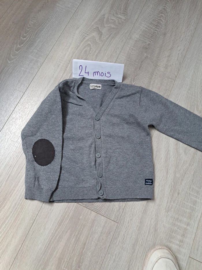 Gilet gris 24 mois - photo numéro 2