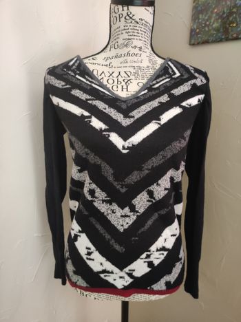 Pull col V Desigual by Christian Lacroix taille L