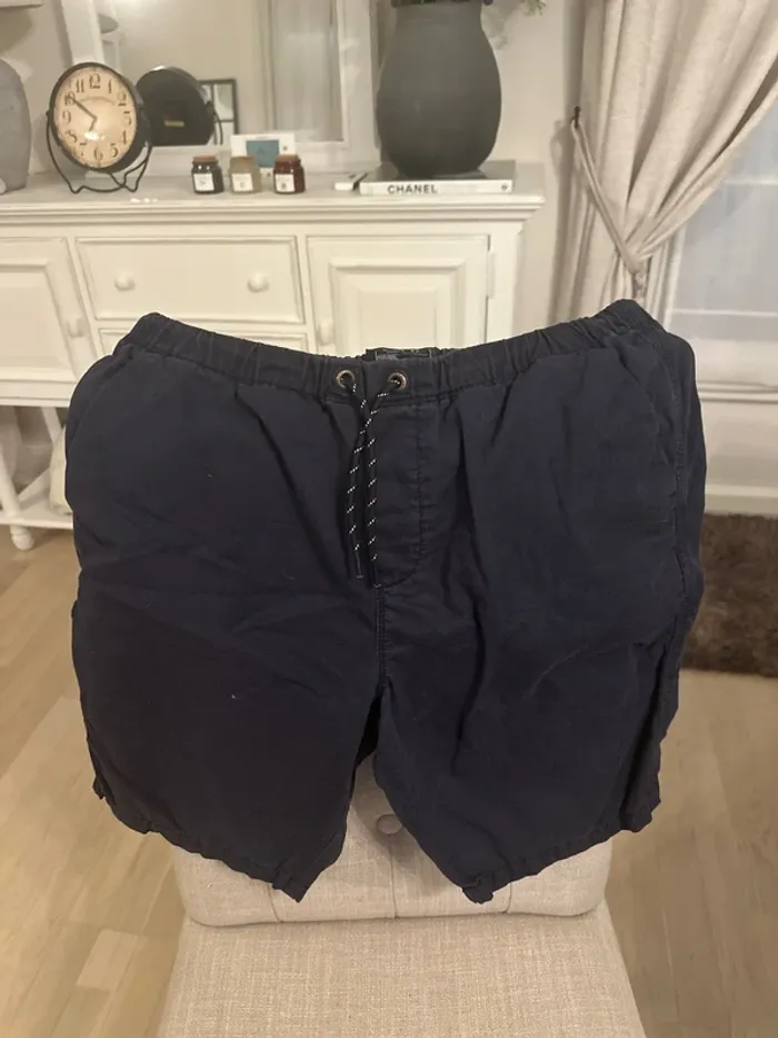 Short 🩳 Next taille 15 ans - photo numéro 4
