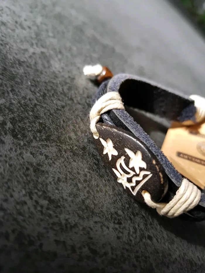 Bracelet cuir marron neuf