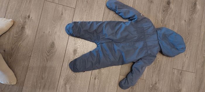 Combinaison taille 6 mois - photo numéro 3