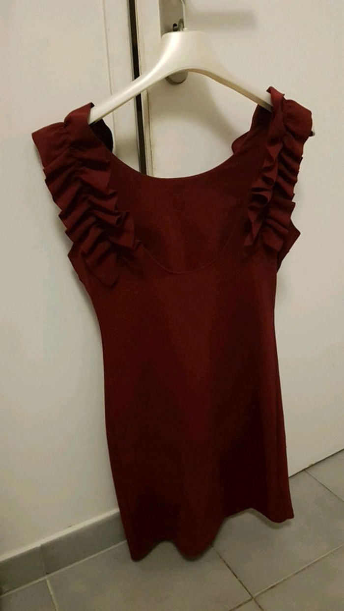 Robe bordeaux neuve - photo numéro 3