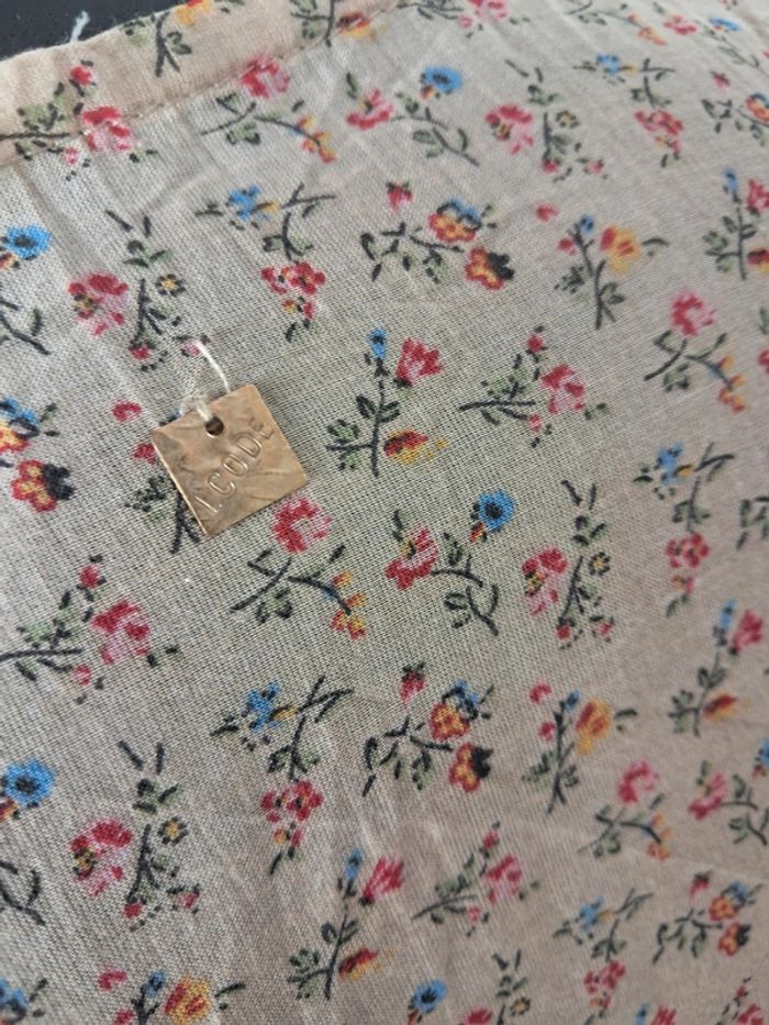 I code blouse tee-shirt taille 36/38 - photo numéro 9