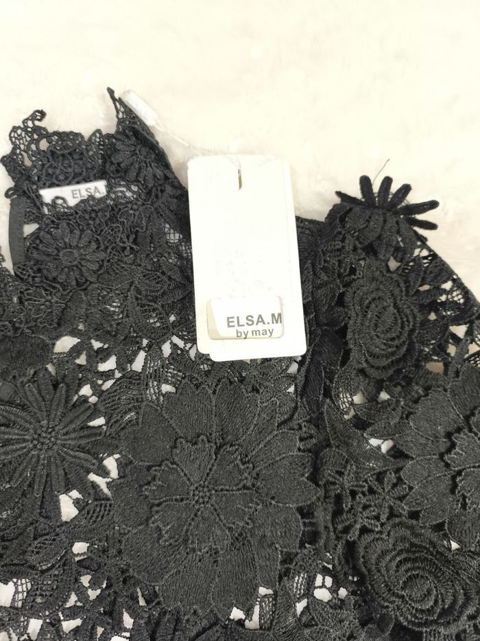 Tshirt dentelle - photo numéro 2