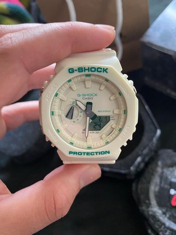 Montre G Shock blanche turquoise