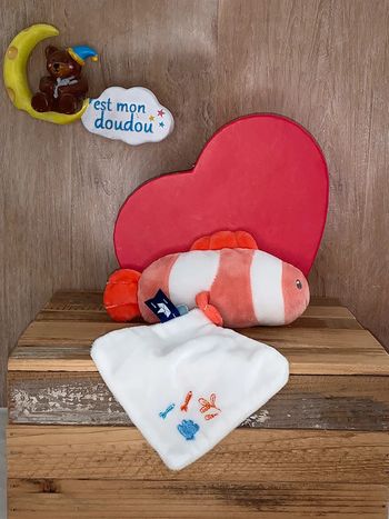 DDC401 doudou et compagnie poisson 🐟