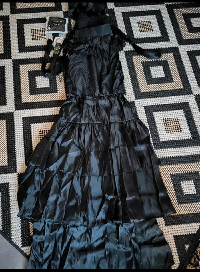 Déguisement Mercredi taille xl enfant 7/8ans

neuve - photo numéro 3