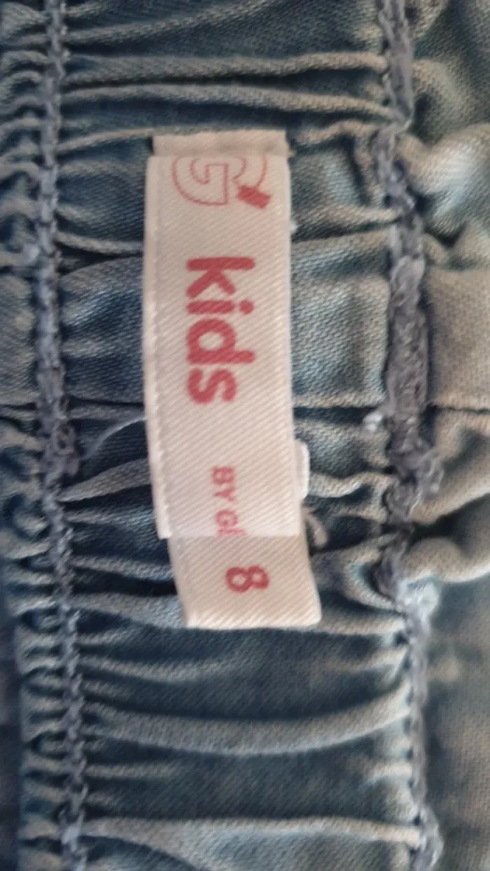 Joli pantacourt fluide 8 ans - photo numéro 3