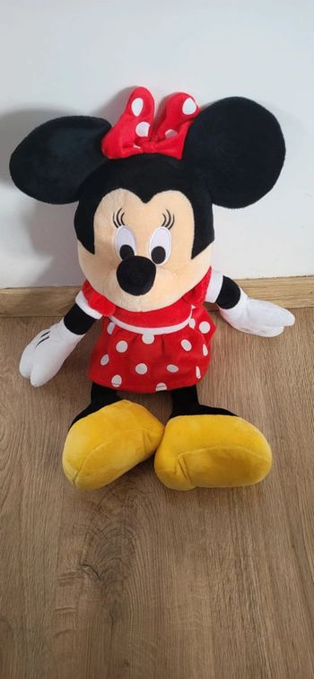 Peluche Minnie taille 58 cm