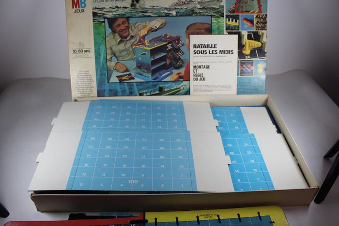 MB Bataille sous les mers 100% Complet Boite abimée - photo numéro 6