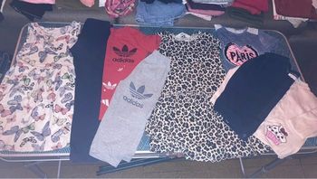 Lot de 9 vêtement fille 4-6 ans