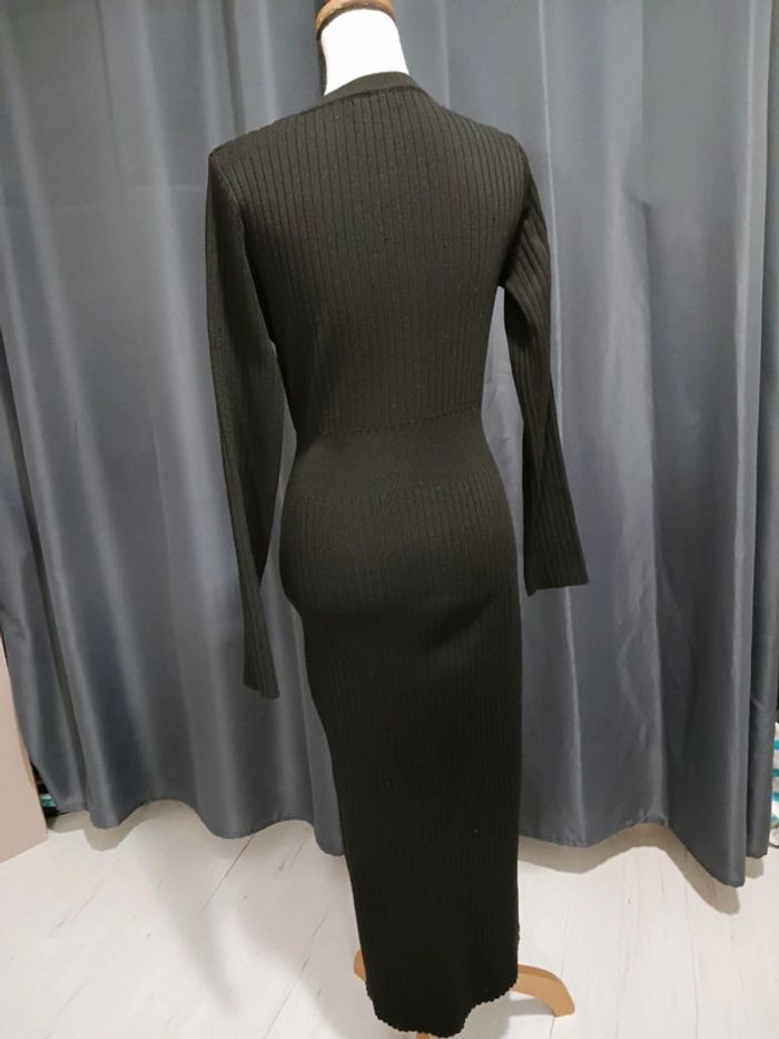 Robe longue noire - photo numéro 4