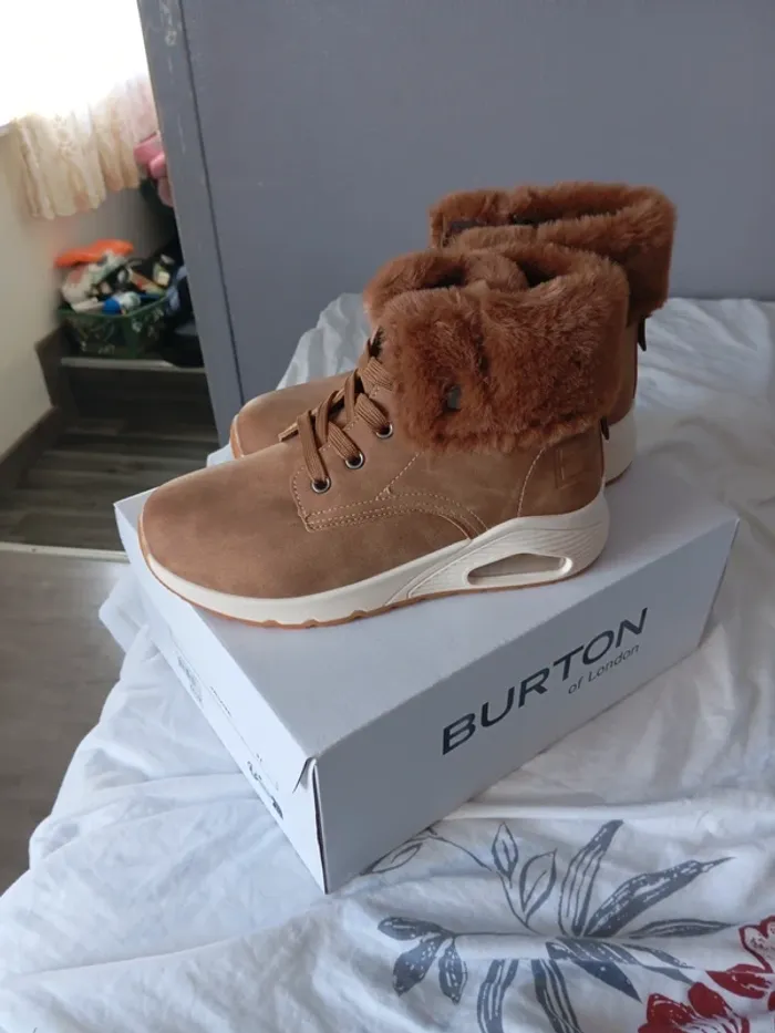 Boots femme Burton taille 37