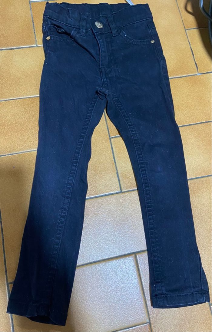 Pantalon skinny couleur noir taille 3 ans bon état réglable - photo numéro 3