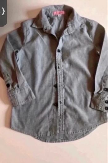 Chemise manches longues TRÈS BON ÉTAT taille 4 ans couleur gris