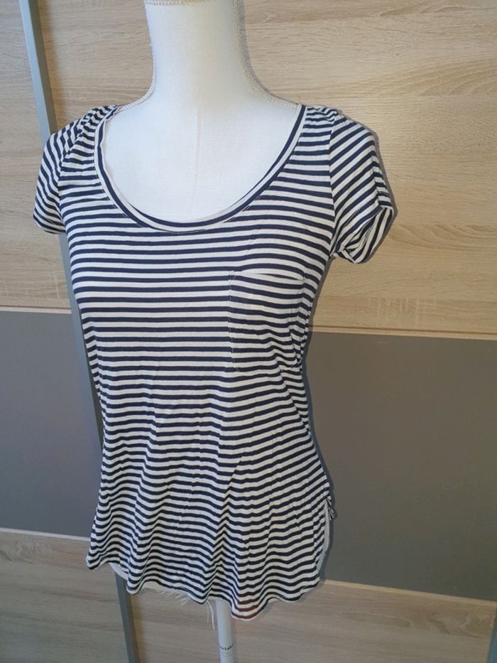 Tee-shirt à rayures