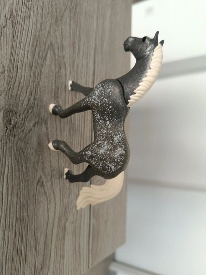 Cheval gris playmobil horse tacheté blanc