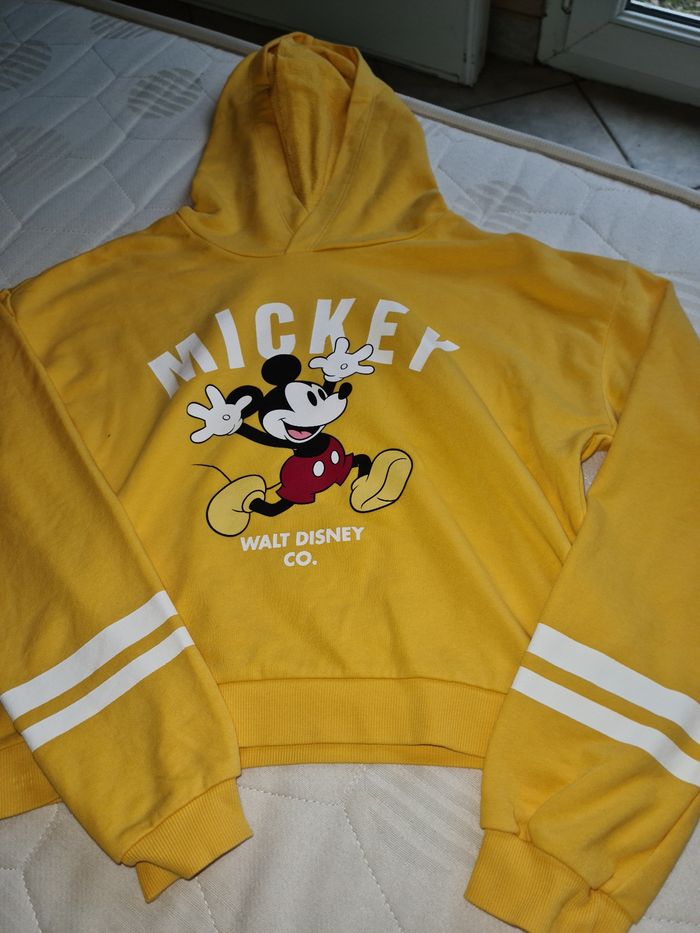 Sweat shirt capuche