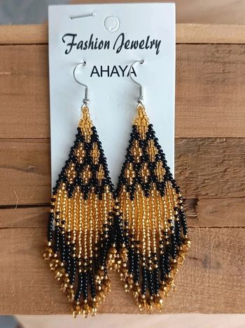 Boucles d'oreilles pendantes perles noires et doré