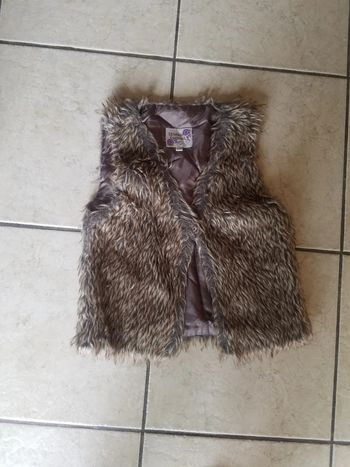 Gilet fourrure 8 ans