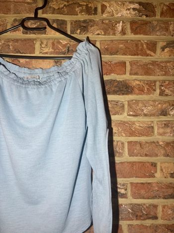 Haut épaules dénudées bleu Pull & Bear Taille M / 38
