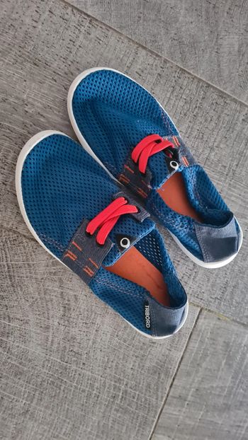 Chaussures légère plage 33