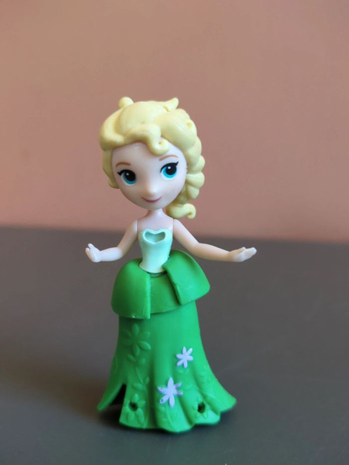 Figurine Disney Reine Des Neiges