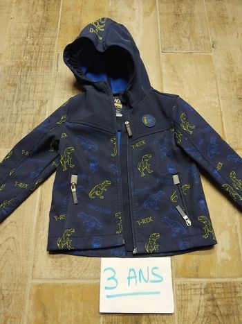 Manteau type k-way chaud garçon taille 3 ans