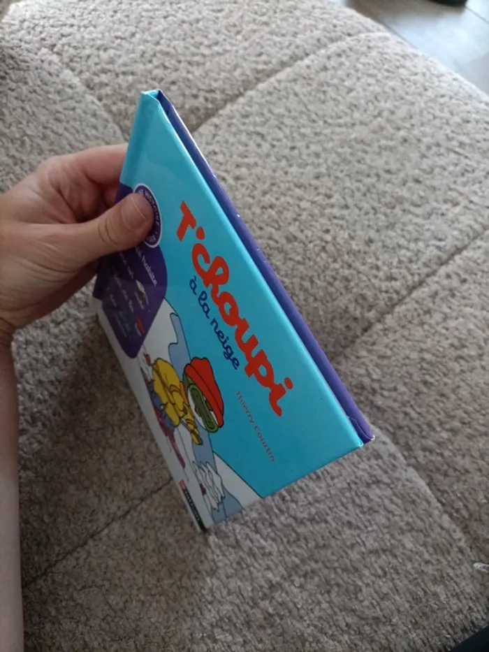 Livre T'choupi à la neige - photo numéro 7