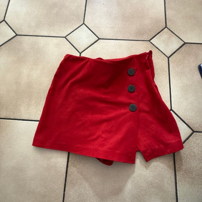 Short jupe rouge collection Zara