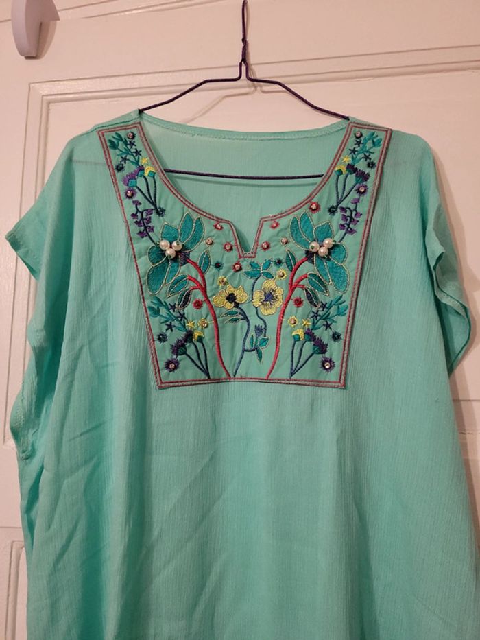 T shirt léger vert clair a strass - photo numéro 4