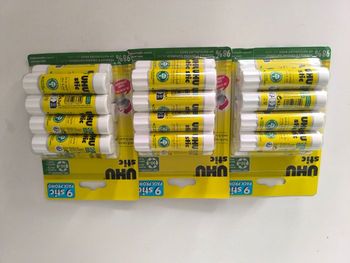 Lot 27 bâtons de colle uhu