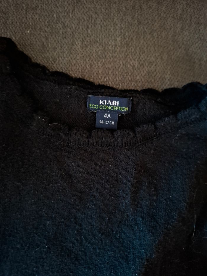 Pull noir - photo numéro 2