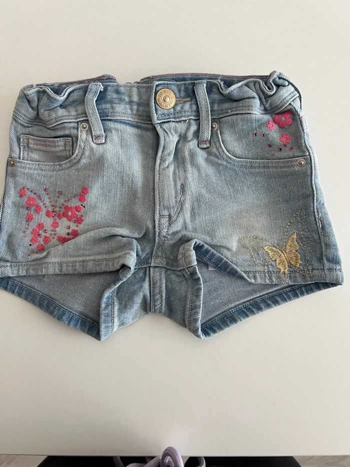 Short en jeans H&M taille 104