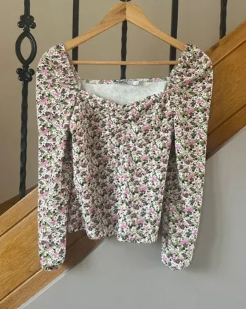 Top fleuri