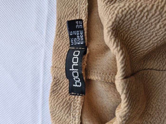 Pantalon femme Boohoo 34 FR / 32 DE / 2 US / 6 UK Marron clair Camel - photo numéro 2