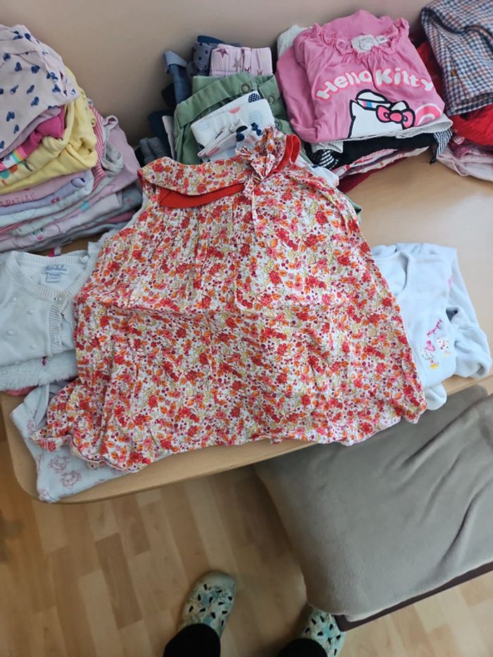 Lot vêtements fille 9 mois - photo numéro 5