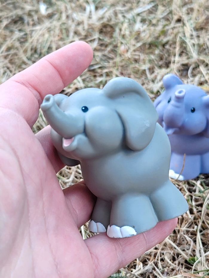 Couple elephants little people - photo numéro 2