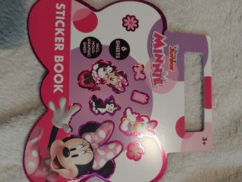 6 feuilles de stickers minnie neuf