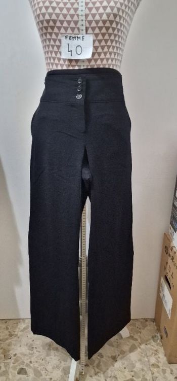 Pantalon, noir, taille standard, forme Wide, en très très bon état