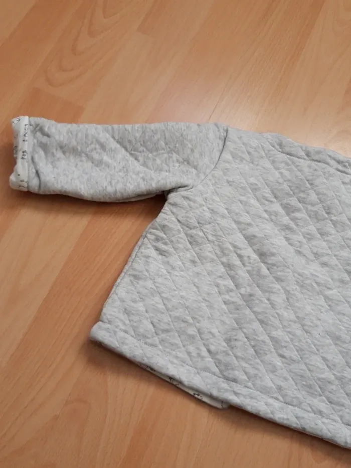 Jolie veste effet matelassée 6 mois - photo numéro 9