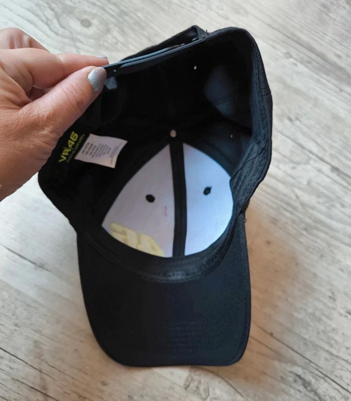 Casquette VR46 neuve - photo numéro 4