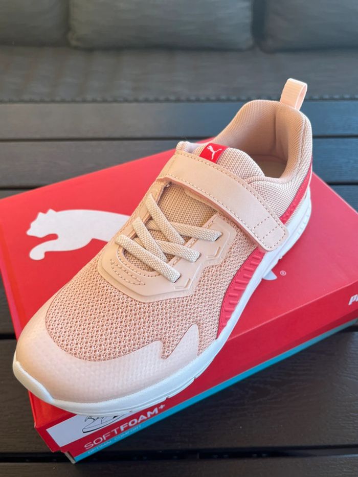 Baskets , Puma , Enfants , Roses , Neuves , Taille 35 - photo numéro 6