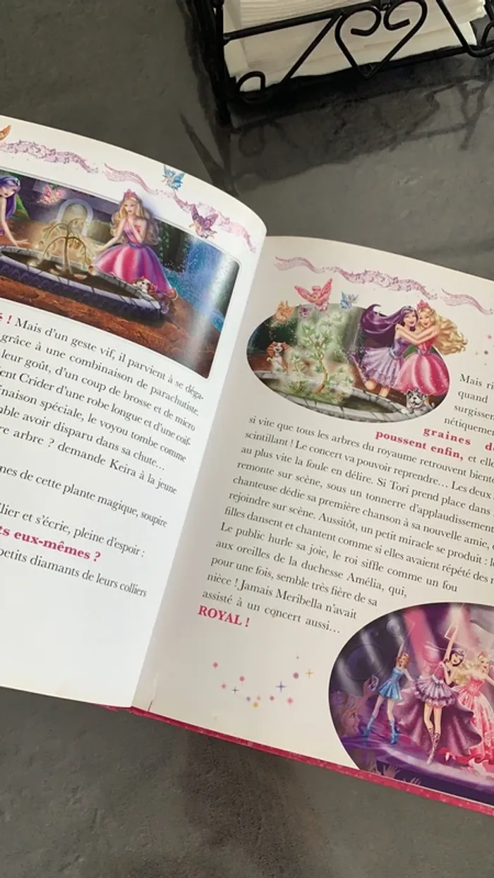 Livre barbie dans ses plus grands rôles de princesse - photo numéro 3