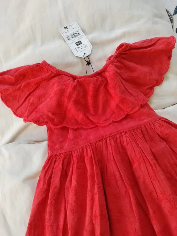 Robe en lin "Une excursion dans le Roussillon" 7 ans neuve étiquetée - photo numéro 4